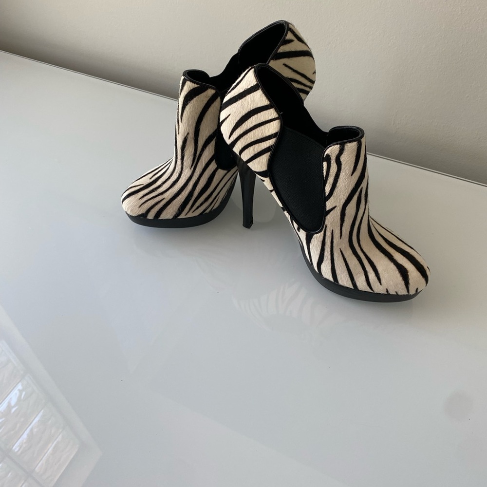 Zebra heels Aldo